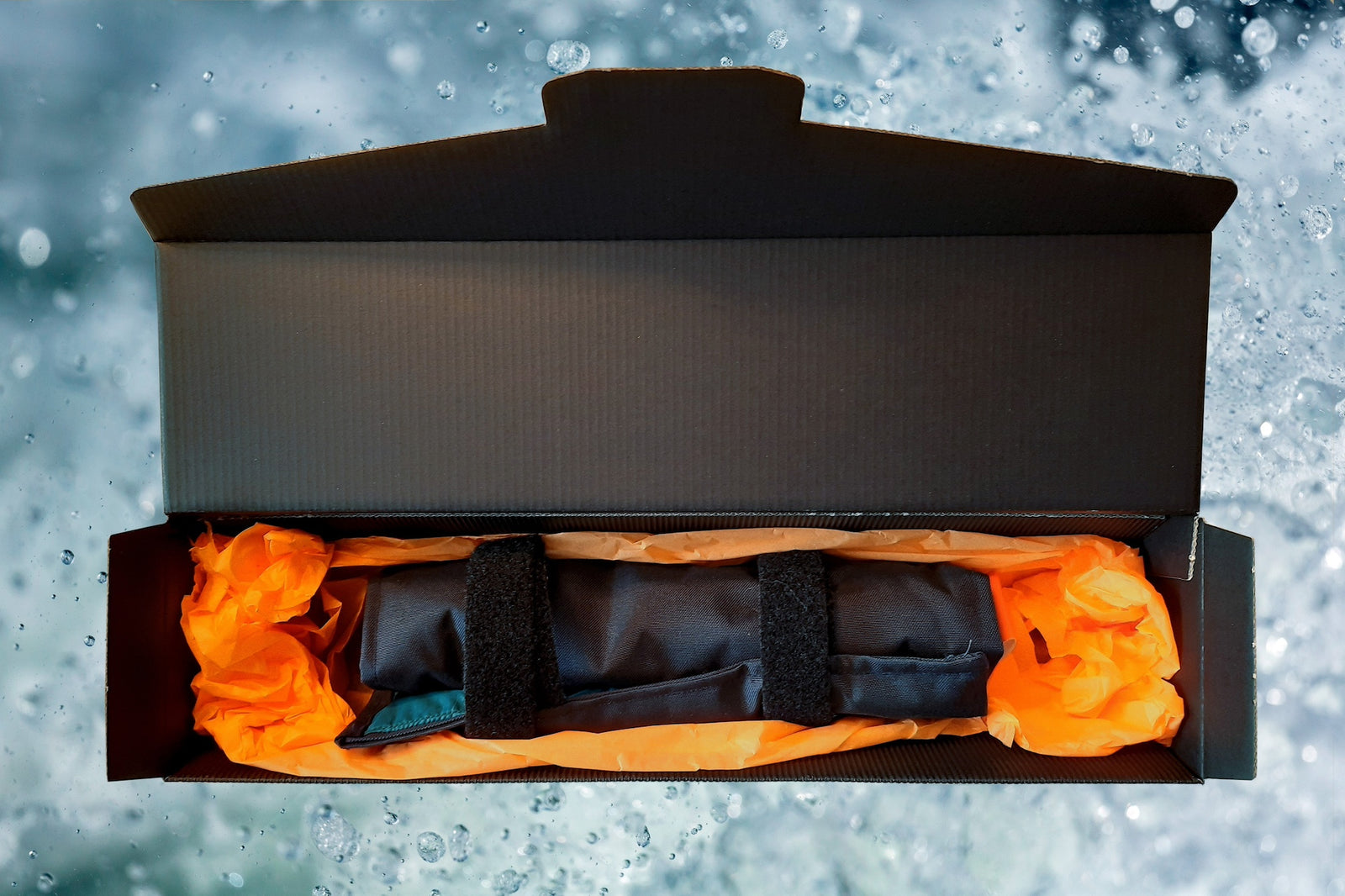 Mit der Wassermanschette strukturiert und energetisiert man das Wasser direkt an der Hauszuleitung.