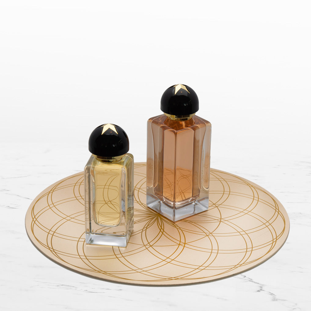 Selbst Ihr Lieblingsduft wird nach wenigen Sekunden mit dem Untersetzer® energetisiert.