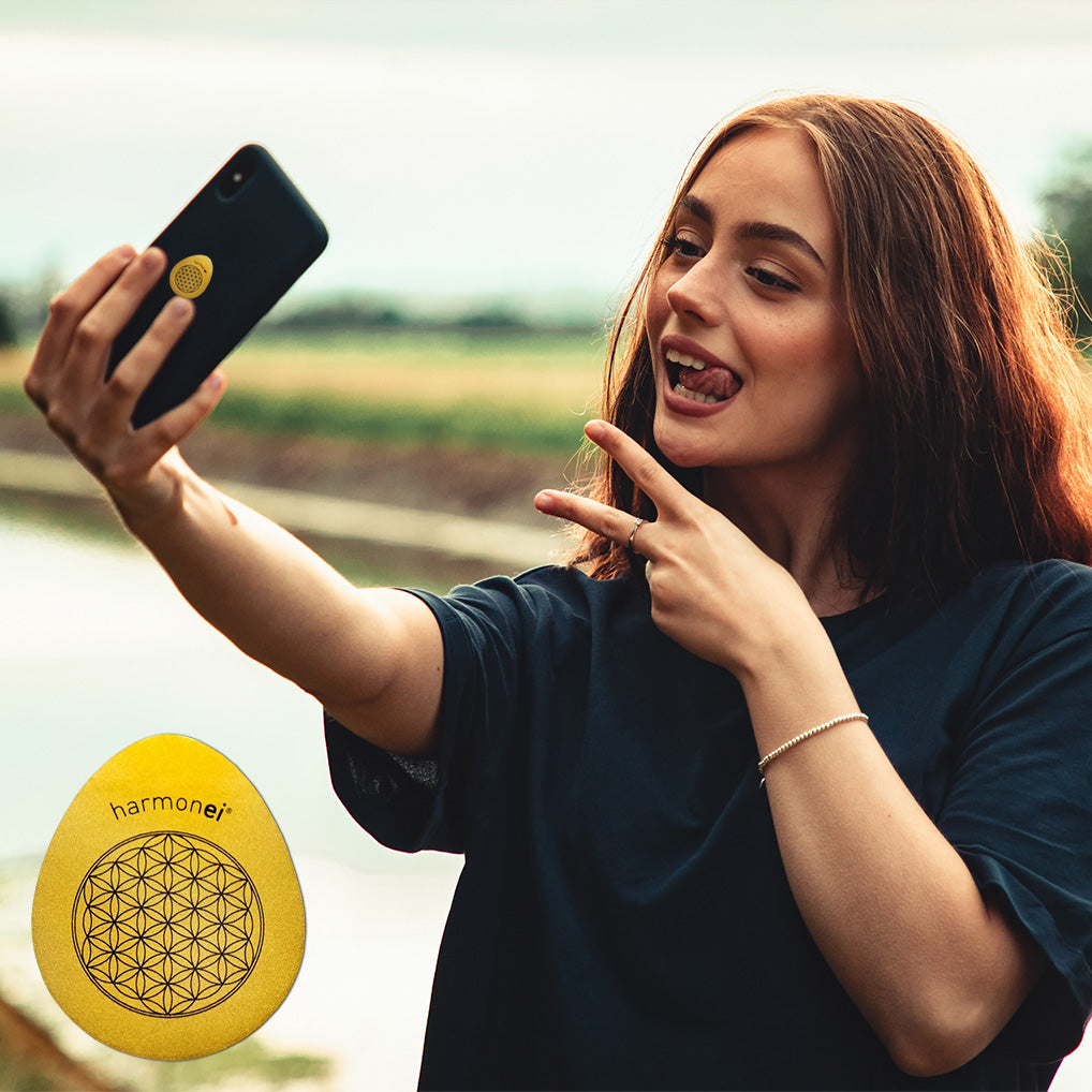 Schutz vor Handystrahlen mit dem speziell für das Handy entwickelten Sticker. 